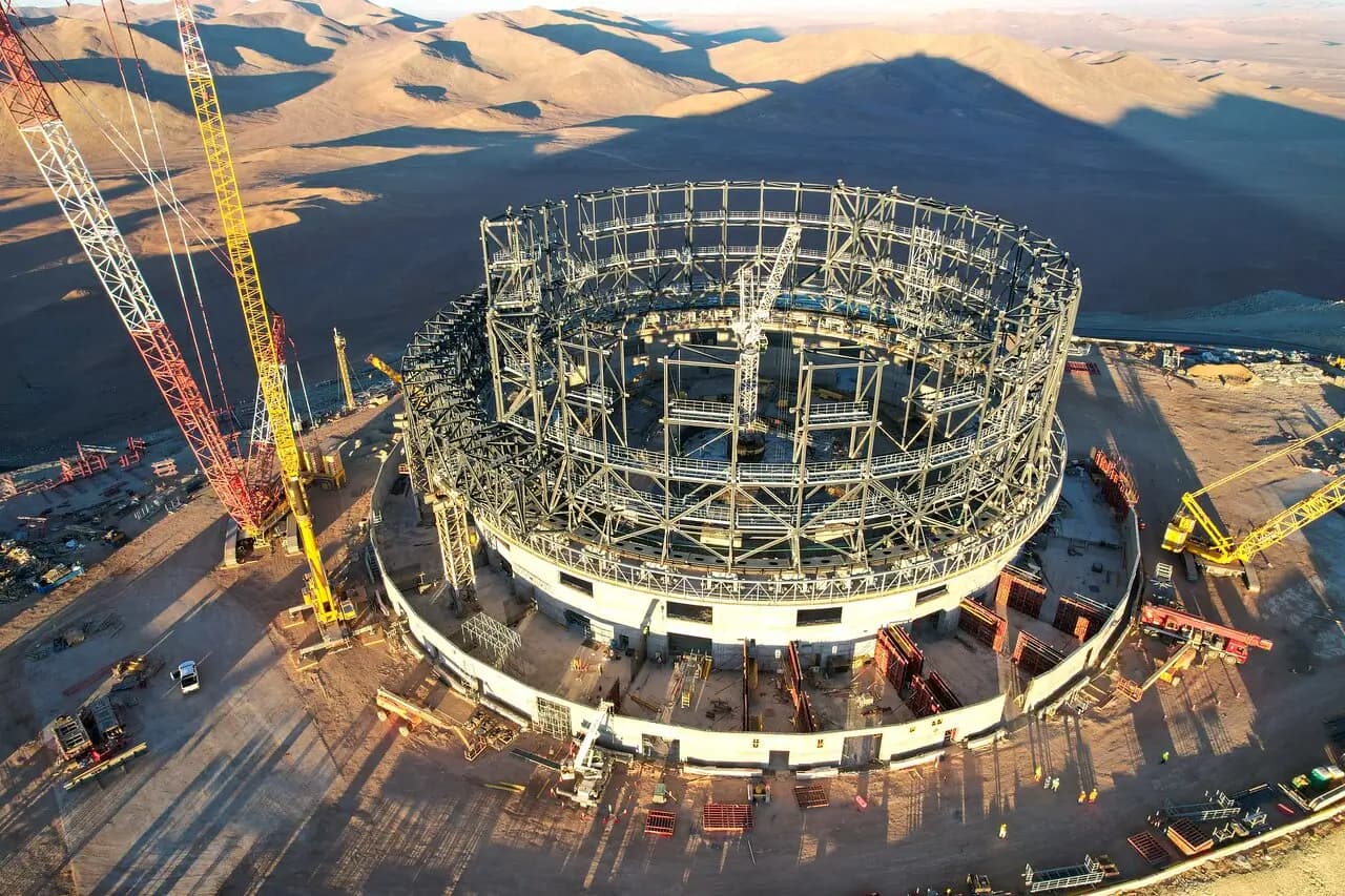 ELT Telescopio